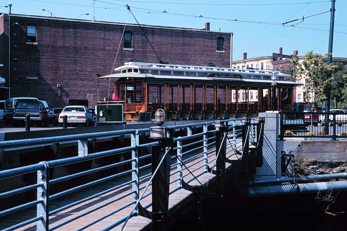 Eastern Canal Trolley Bridge • Fennick McCredie Architecture